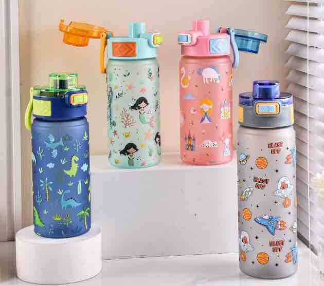 Cool Design Transaparent Water Bottle